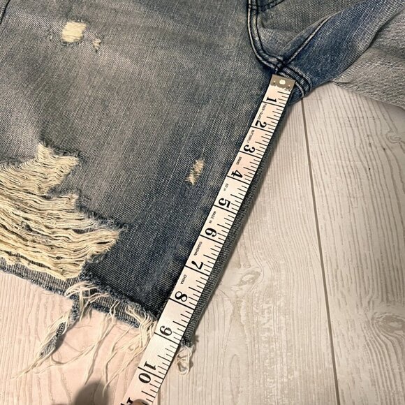 BDG Distressed Bermuda Shorts - Picture 6 of 7